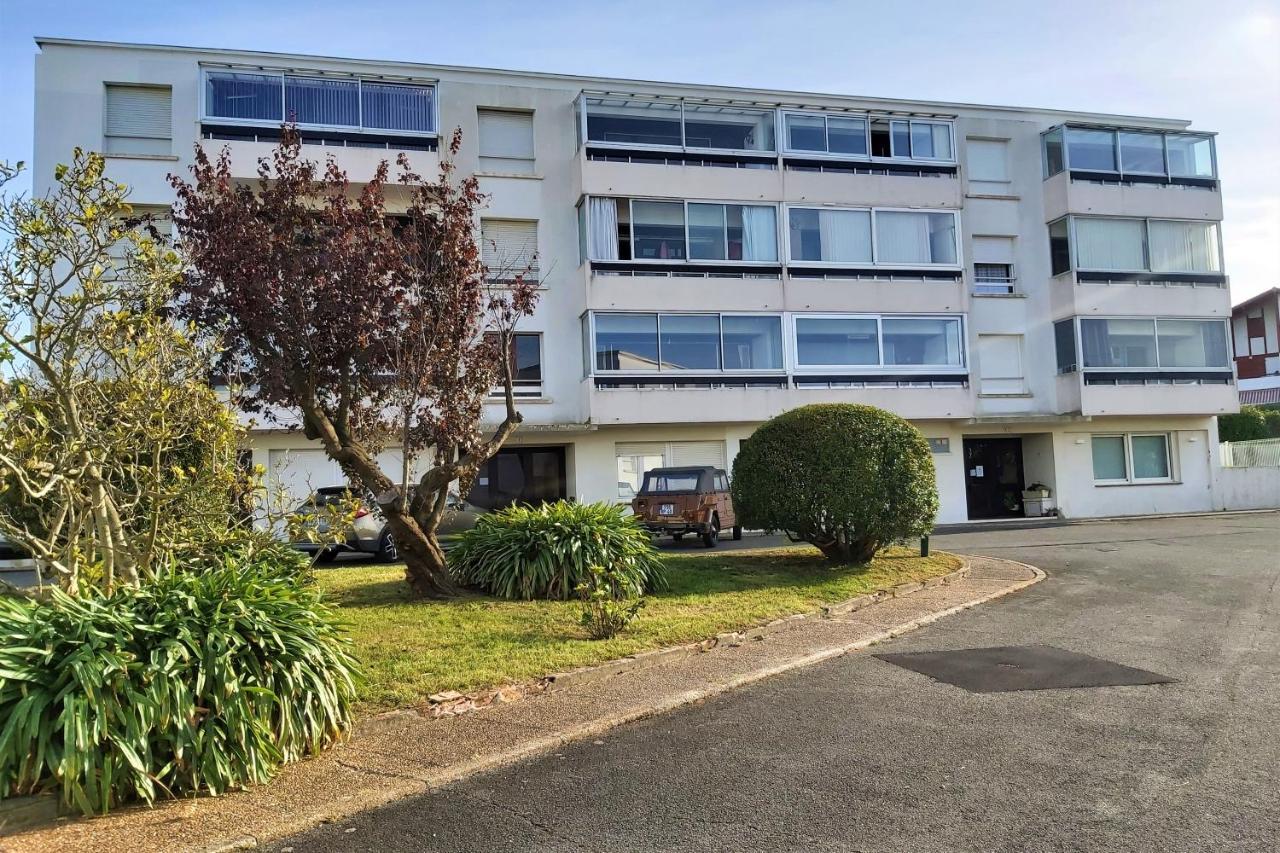 Appartement A Hendaye Avec Piscine Et A Cote De La Plage Extérieur photo